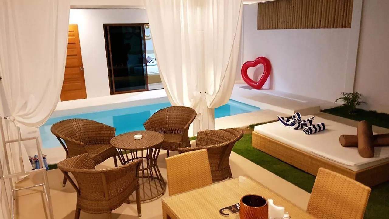 Montecarlo Villas Panglao 3*,